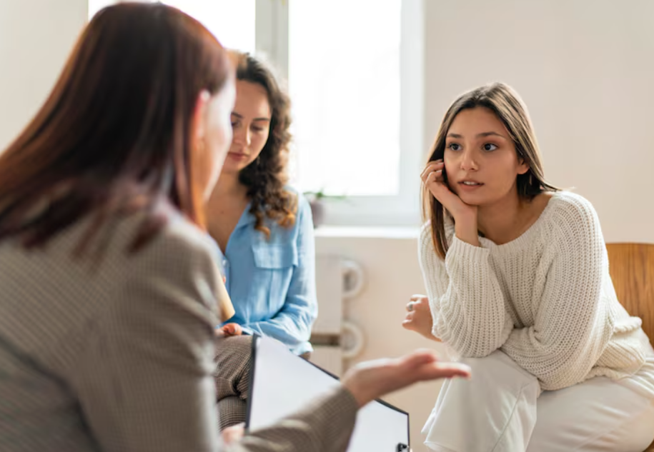Helping Teens Overcome Emotional Challenges Through Mental Health Therapy